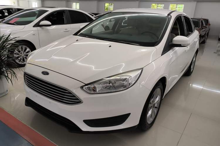 Used Ford Focus 2018 Sedan Classic 1.6L Automatic Comfort Plus Smart Drive Version
