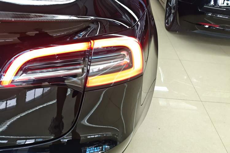 Used Tesla Model 3 2021 Performance High-Performance All-Wheel-Drive Version 3D6