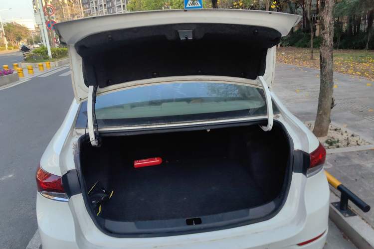 Used Buick GT 2019 15T Dual-Clutch Advanced Version China VI Standard
