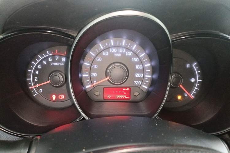 Used Kia K2 2015 Sedan 1.4L MT GLS