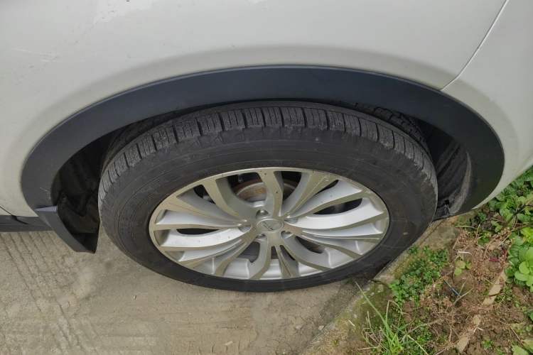 Used Land X7 2016 2.0T Panoramic Prestige Edition
