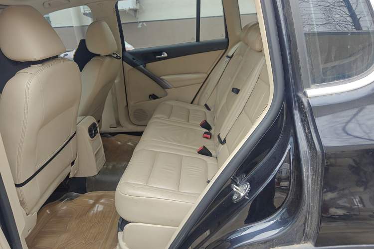 Used Volkswagen Tiguan 2012 2.0 TSI Automatic All-Wheel Drive Elite Edition
