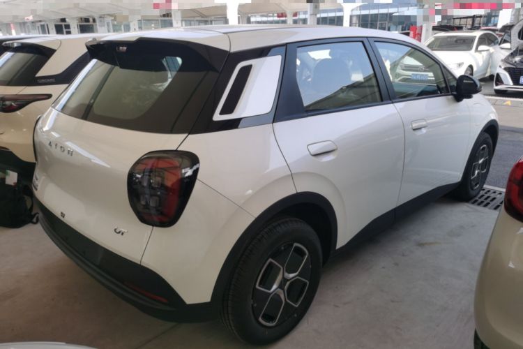 Used AION UT 2025 330 Starlight Edition
