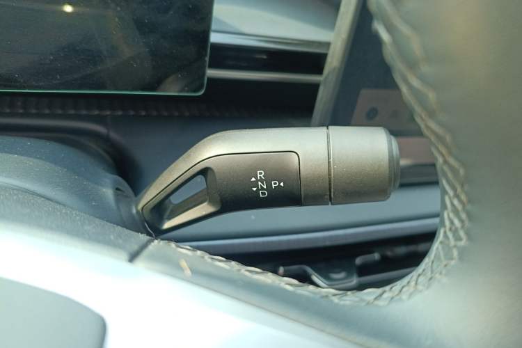Used Geely Galaxy E5 2024 Model 530km Business Edition Gear Lever