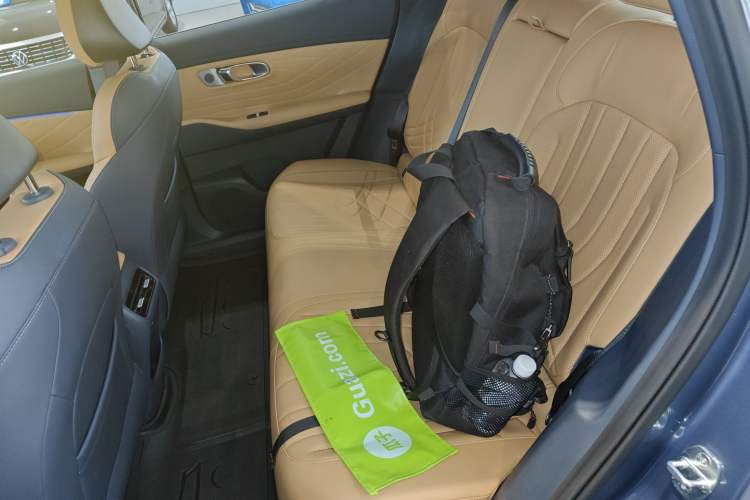 Used Geely Galaxy Galaxy Xingjian 7 EM-i 2025 120km Flagship Edition