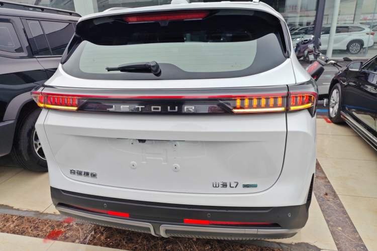 Used JETOUR Shanhai L7 2024 1.5T 120 km MAX 7-Seater Rear