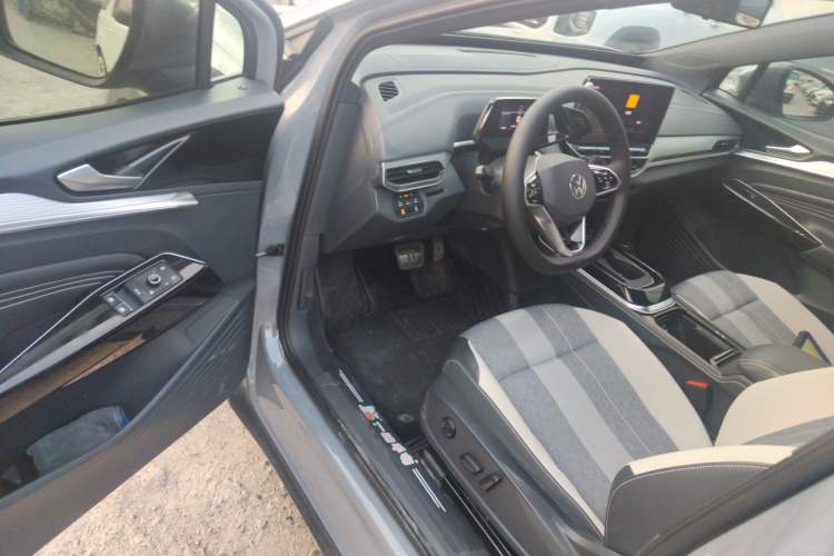 Used Volkswagen ID.4 CROZZ 2022 Standard Range PURE Edition