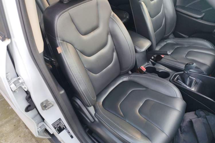 Used Dongfeng Fengon 580 2016 1.8L Manual Comfort Model