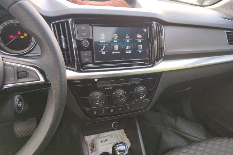 Used Skoda Kamiq 2018 1.5L Automatic Comfort Edition China V Standard Audio And AC Panel