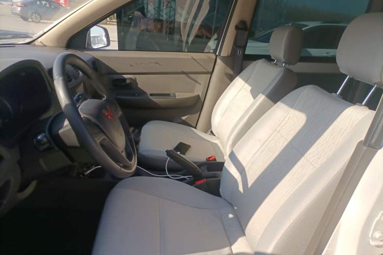 Used Wuling Alvez 2026 1.5L Manual Freedom Model
