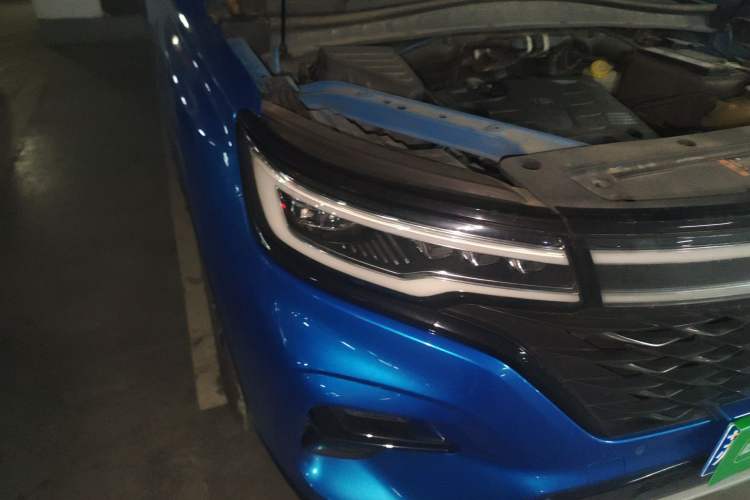 Used Roewe RX5 MAX 2021 Supreme Series 300TGI Automatic Smart Cabin Prestige Edition Right Front Headlight