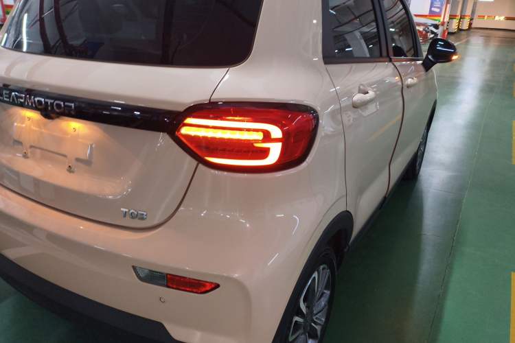 Used Leapmotor T03 2022 Special Edition Right Rear Taillight