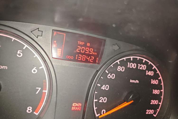 Used Hyundai Verna (older generation) 2010 Sedan 1.4L Manual Comfort GS
