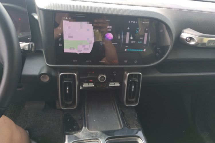 Used Haval DARGO 2022 1.5T DCT Two-Wheel Drive Mastiff Edition Audio And AC Panel