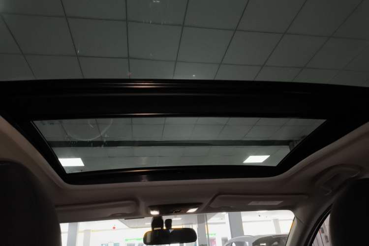 Used Honda Vezel 2020 1.5L CVT Pioneer Edition
