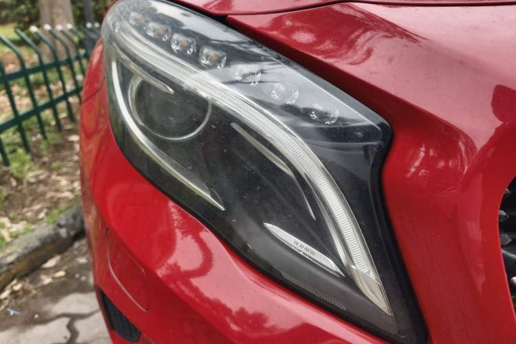 Used Mercedes-Benz GLA 2015 GLA 220 4MATIC Fashion Model