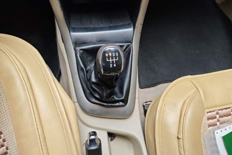 Used Baojun 610 2014 1.5L manual Comfort trim level