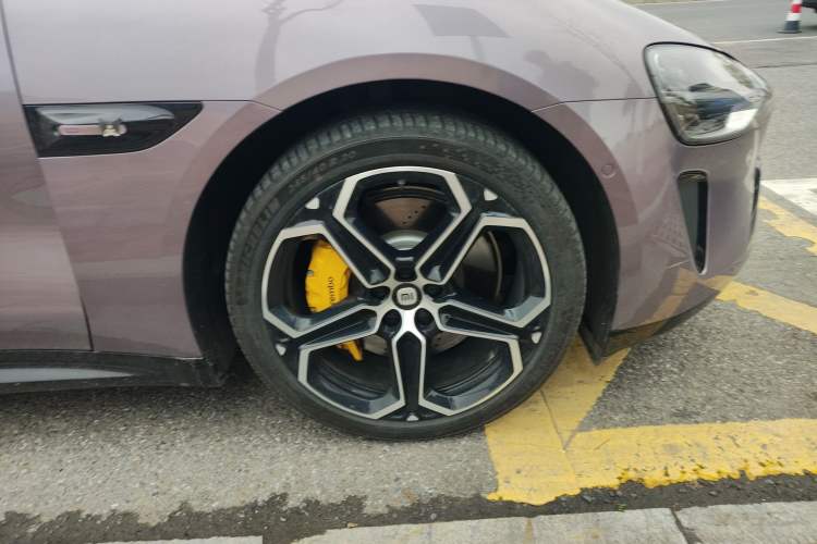 Used Xiaomi Auto SU7 2024 Rear-Drive Ultra-Long Range Advanced Pro-Level Intelligent Driving Version