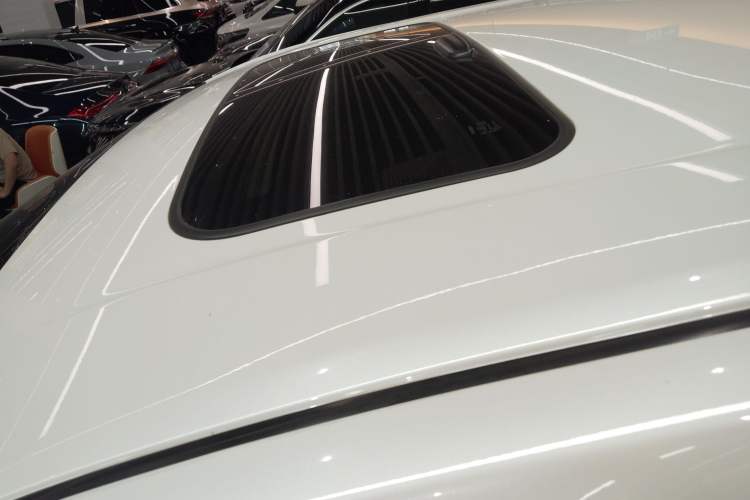 Used Toyota Alphard 2020 Dual-Engine 2.5L Prestige Edition
