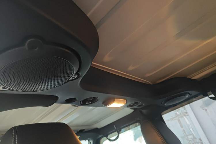 Used Jeep Wrangler 2013 3.6L Sahara Four-Door Edition
