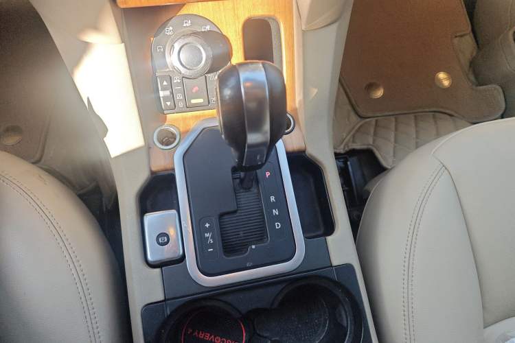 Used Land Rover Discovery 2010 5.0 V8 HSE Gasoline Model