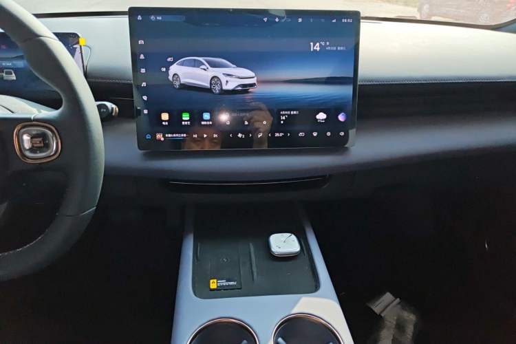 Used Baojun Enjoy 2025 Plug-in Hybrid 140km Luxury Edition Audio And AC Panel