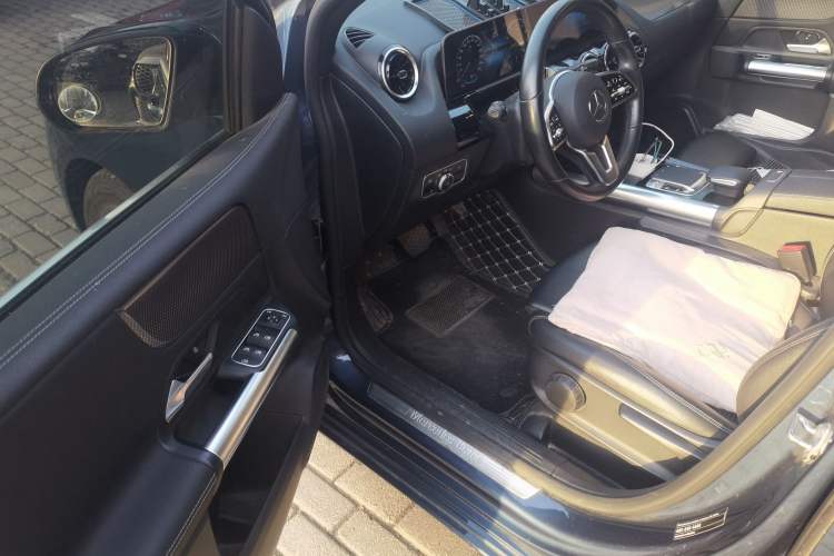 Used Mercedes-Benz B-Class 2020 B 200 Sport Edition Driver Seat