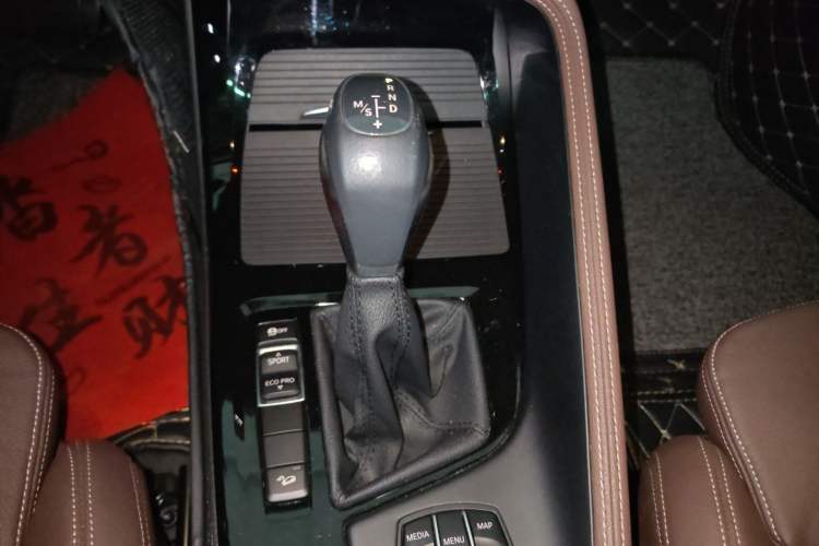 Used BMW X1 2019 xDrive20Li Luxury Model Gear Lever