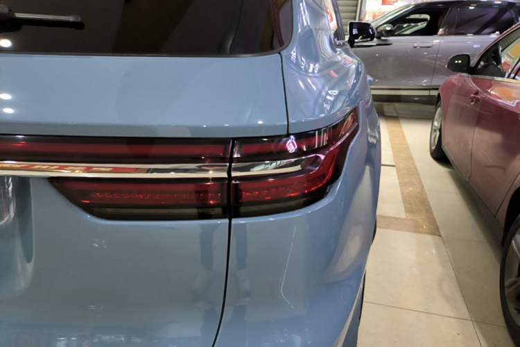 Used Li Auto ONE 2021 Extended-Range 6-Seater Version Right Rear Taillight