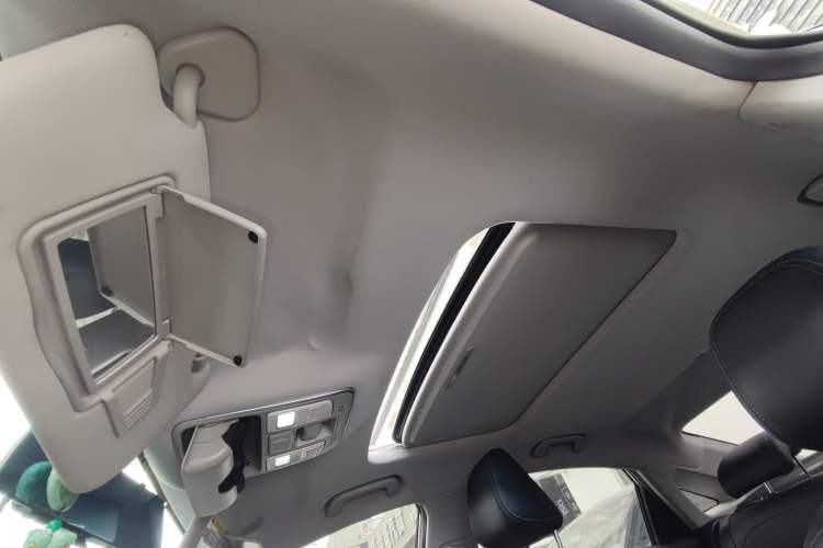 Used Geely Auto Emgrand GL 2021 UP 1.4T CVT Flagship Model Headliner