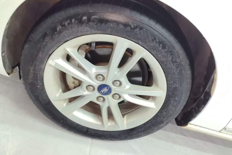 Used Ford Escort 2019 Revised Version 1.5L Automatic Enjoyment Type China VI Standard