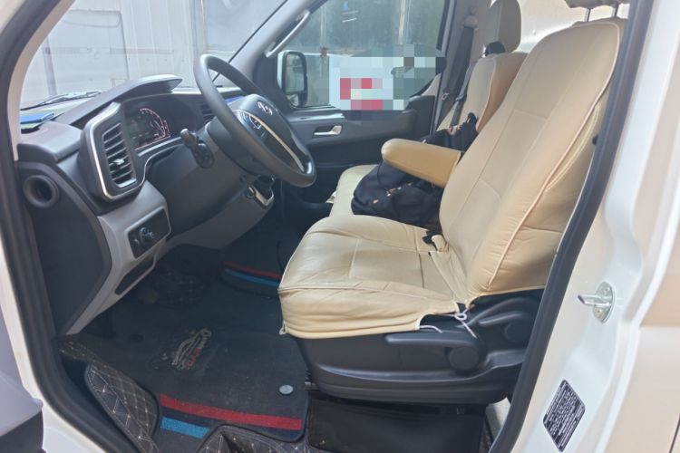 Used SAIC MAXUS Xintu V80 2025 PRO Aoyuntong 2.0T Automatic Long Wheelbase Ultra-Low Roof 6/7/8/9-Seater