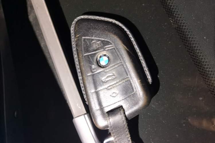 Used BMW iX3 2021 Updated Leading Edition
