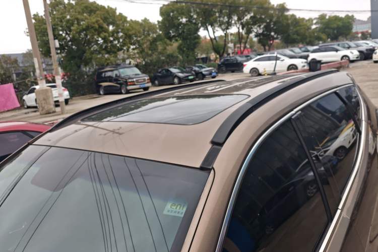 Used Hyundai Santa Fe 2013 2.4L Automatic 2WD Comfort Edition