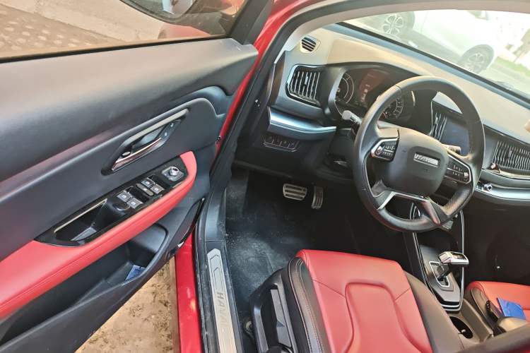 Used Haval H2s 2017 Blue Label 1.5T Dual-Clutch Luxury Model