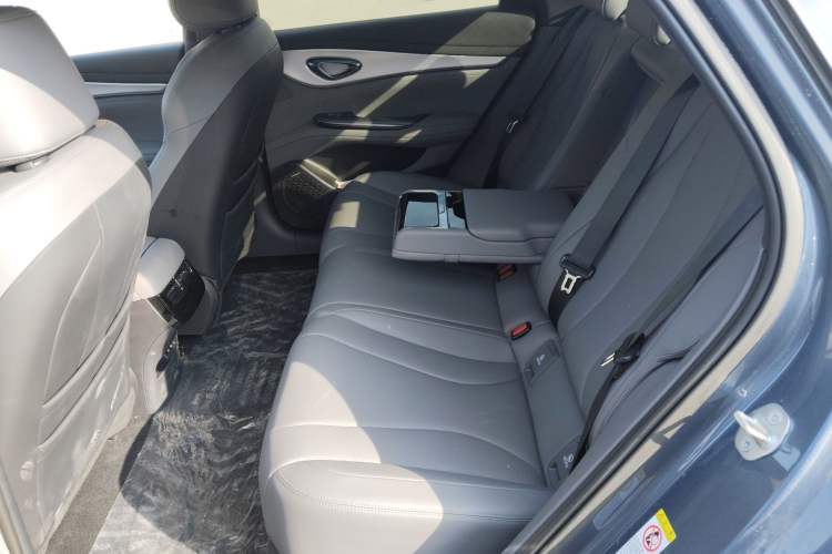 Used BYD Seal 07 DM-i 2025 Intelligent Driving Version DM-i 1.5L 125 km Prestige Edition