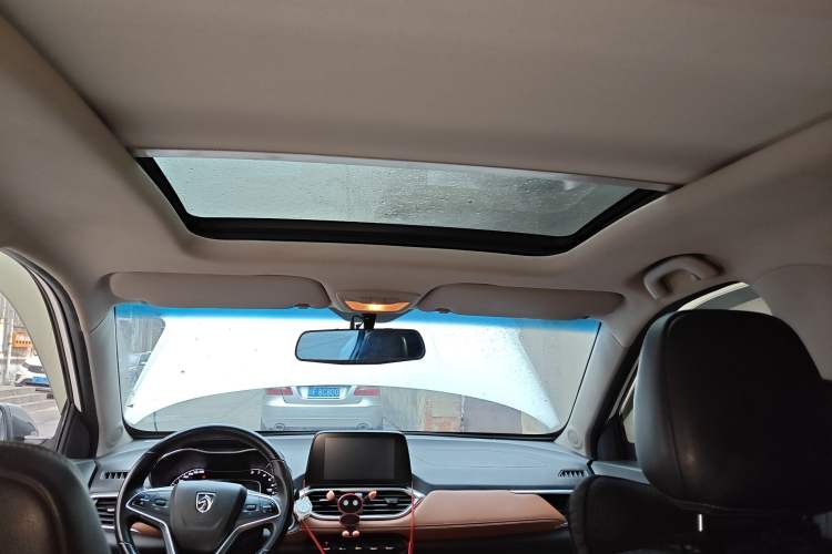 Used Baojun 510 2017 1.5L Manual Luxury Model
