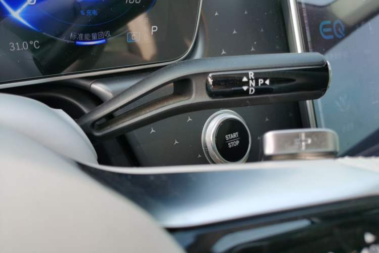 Used Mercedes-Benz EQE 2022 350 Luxury Edition Gear Lever