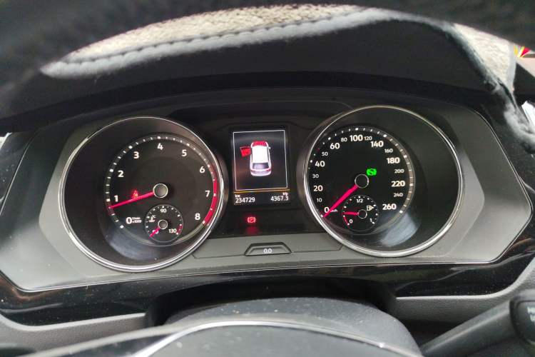 Used Volkswagen Tiguan L 2019 330TSI Automatic Two-Wheel Drive Panoramic Comfort Edition China V Standard