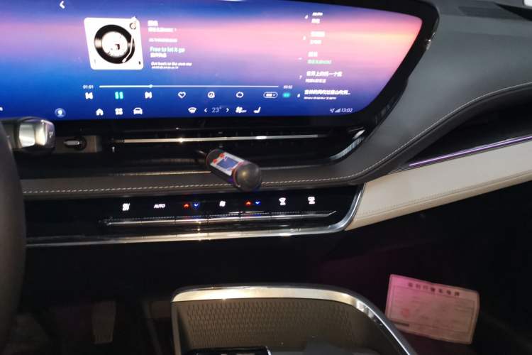 Used Buick E5 2023 Zhenxiang Standard Range Edition Audio And AC Panel