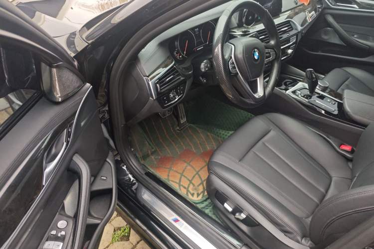Used BMW 5 Series 2018 525Li M Sport Package Driver Seat