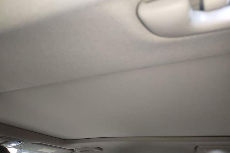 Used Kia Sportage R 2018 2.0L Automatic Smart Luxury Version China V Standard Headliner