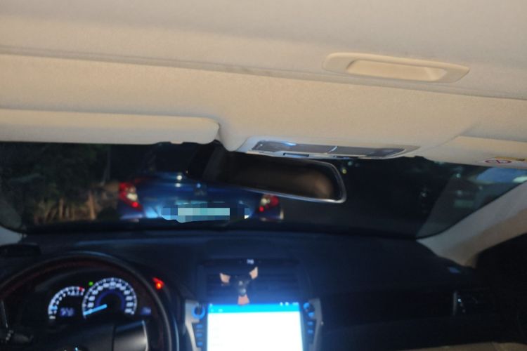 Used Toyota Camry 2015 2.0G Premier Edition
