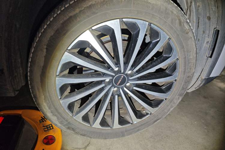 Used EXEED Lingyun 2021 400T Two-Wheel Drive Star Prestige Edition
