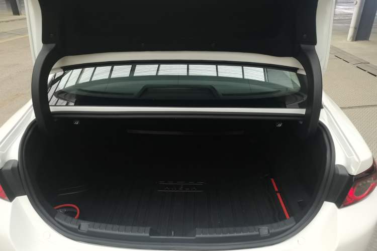 Used Mazda 3 Axela 2023 2.0L Automatic Zhiqing Edition Trunk