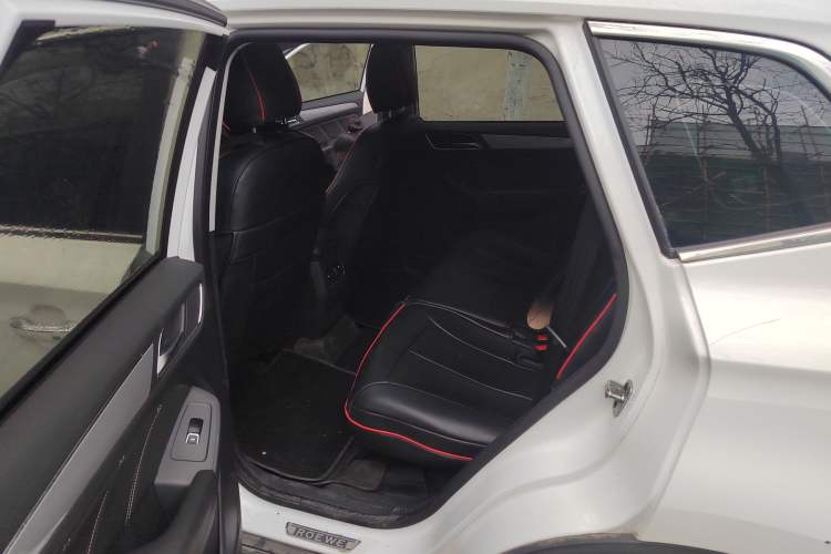 Used Roewe RX5 2016 20T Two-Wheel Drive Automatic Internet Smart Edition
