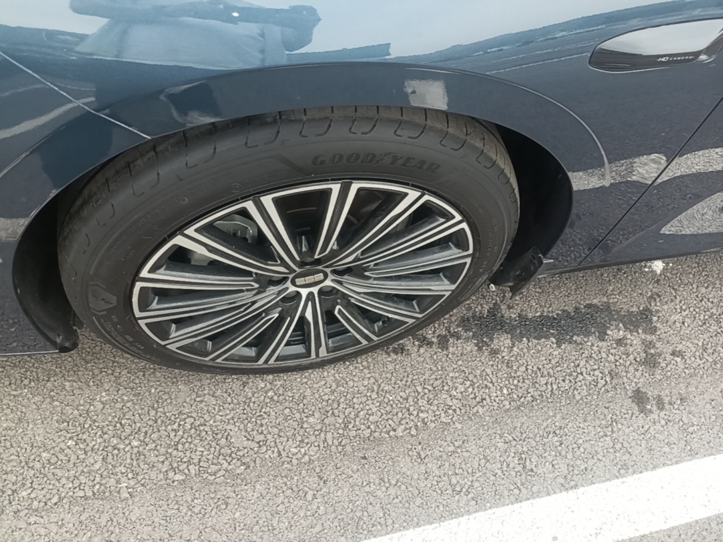 Geely Galaxy 8 2025 130km EM-P Starship Edition — снимка 10