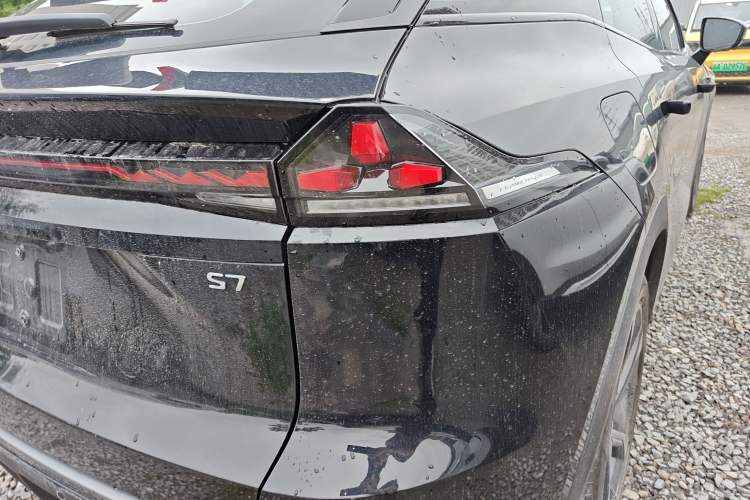 Used Deepal S07 2023 200Max Range-Extended Version Right Rear Taillight