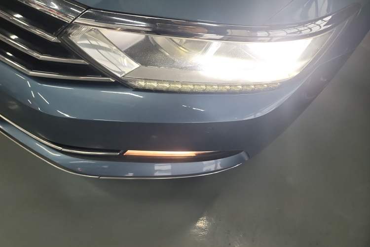 Used Volkswagen Variant 2017 380TSI Two-Wheel Drive Comfort Edition

