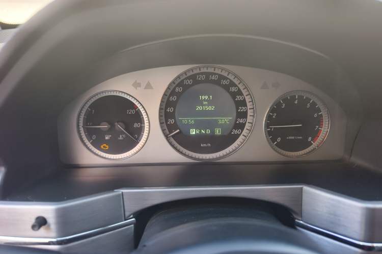 Used Mercedes-Benz GLK-Class 2011 GLK 300 4MATIC Fashion Model